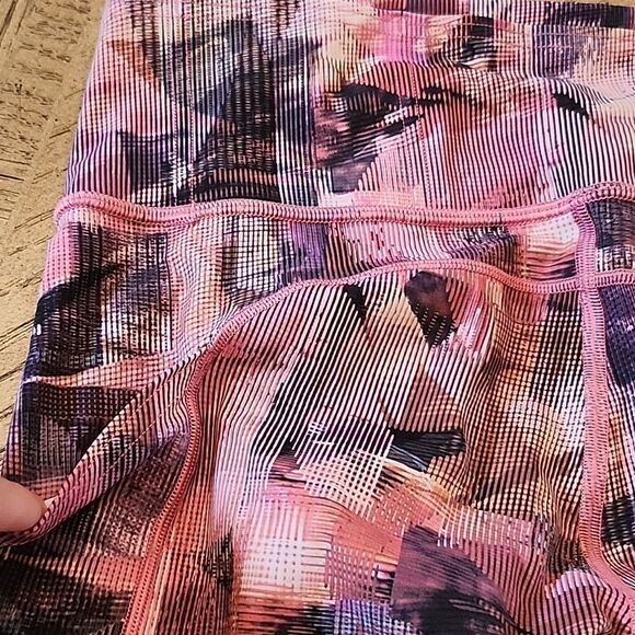 Lululemon size 6 leggings multicolored - Picture 12 of 13